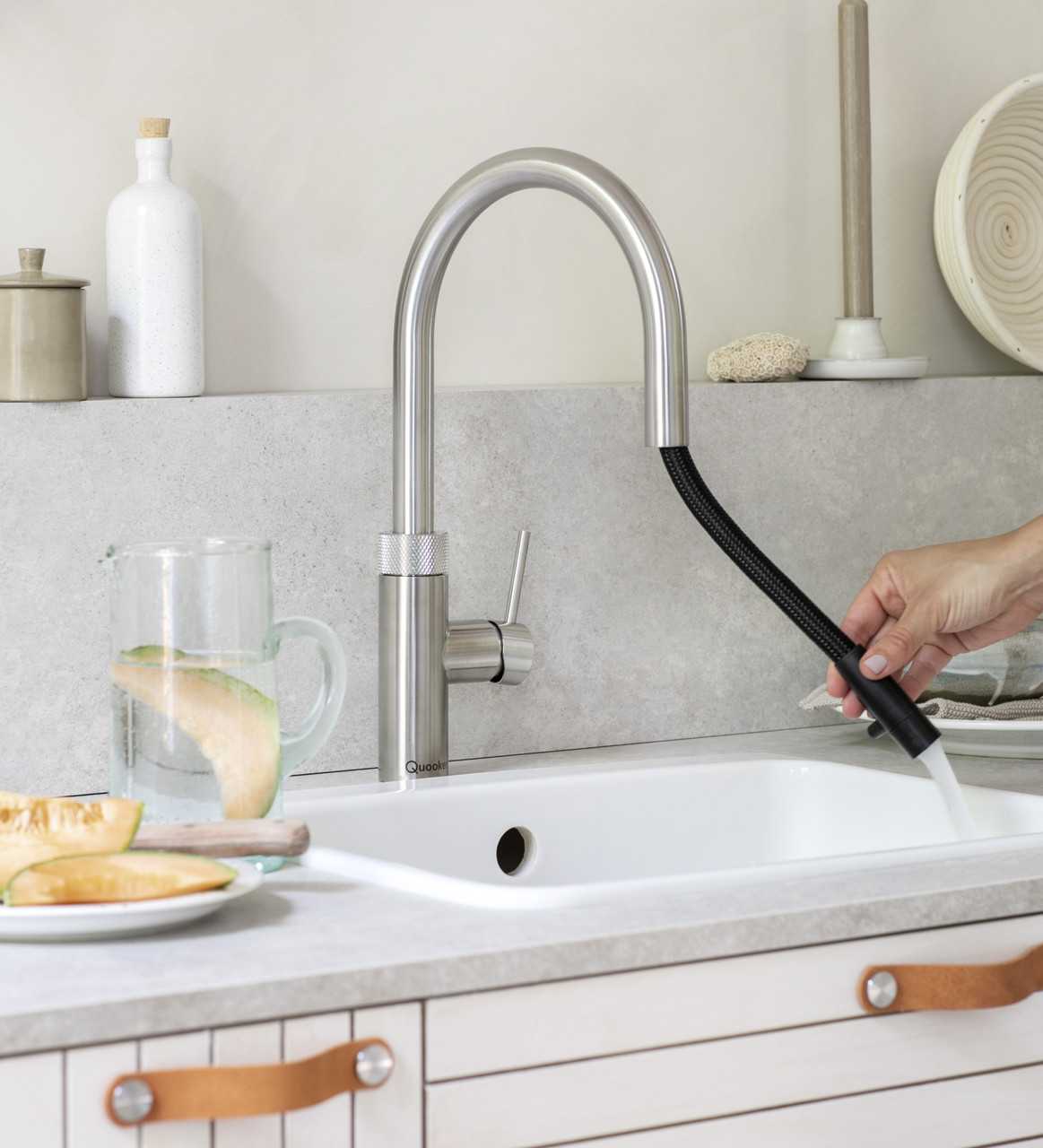 Pull Out Tap