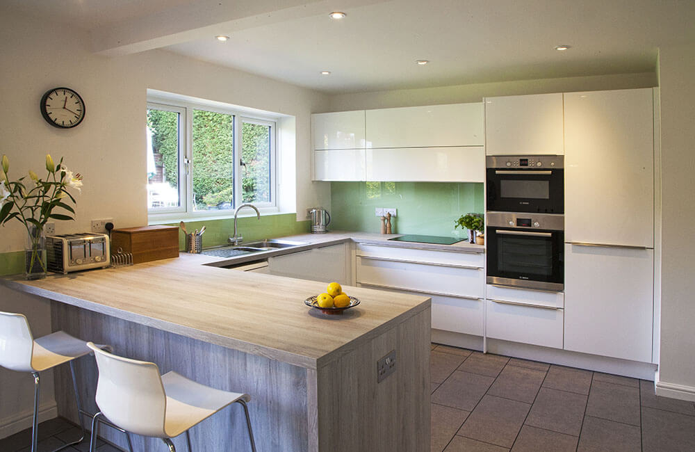 Uni Gloss, Crystal White — image 3