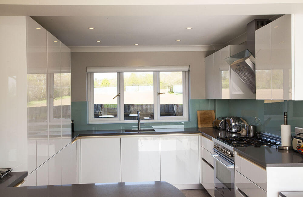 Gala, Crystal White Gloss — image 3